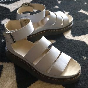 Dr. Martens CLARISSA